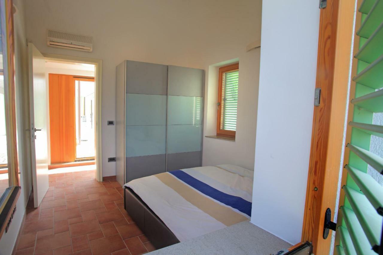 Spacious Villa In Parecag With A Swimming Pool Sečovlje Екстериор снимка