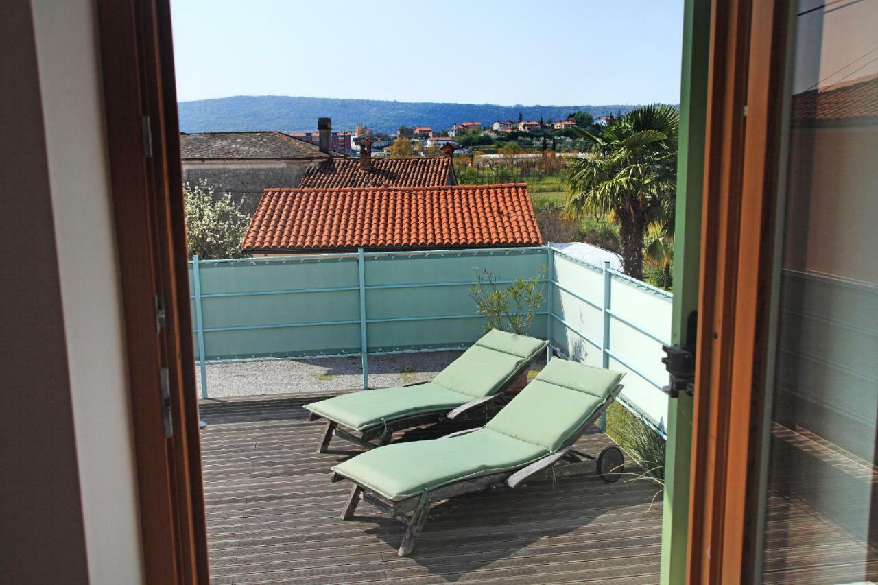 Spacious Villa In Parecag With A Swimming Pool Sečovlje Екстериор снимка